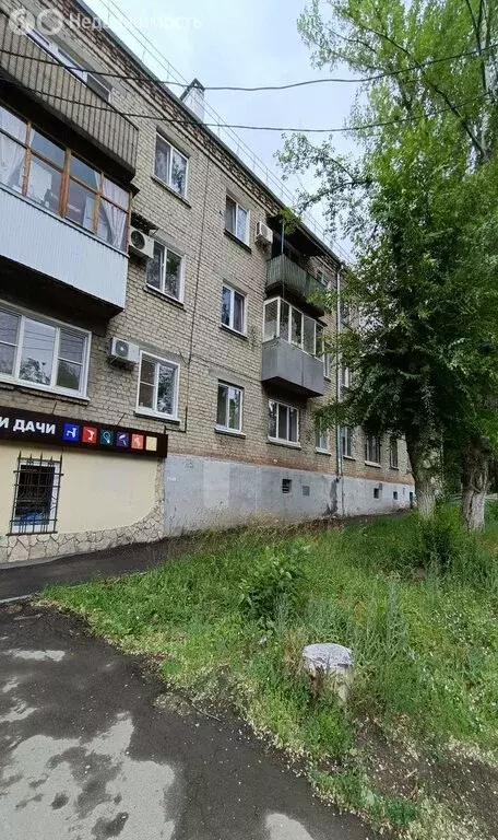 2-комнатная квартира: Саратов, улица имени В.М. Азина, 10 (45 м) - Фото 1