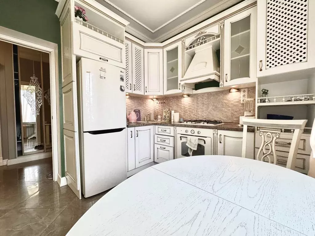 3-к кв. Краснодарский край, Туапсе ул. Гагарина, 5/4 (82.0 м) - Фото 2