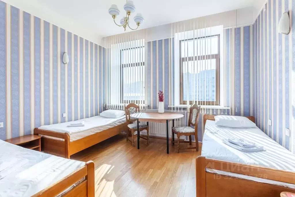 Комната Москва Чистопрудный бул., 11С1 - Фото 1