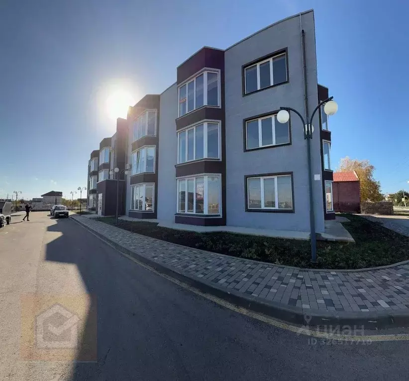 Студия Крым, Сакский район, с. Штормовое ул. Дружбы, 31 (33.0 м) - Фото 1