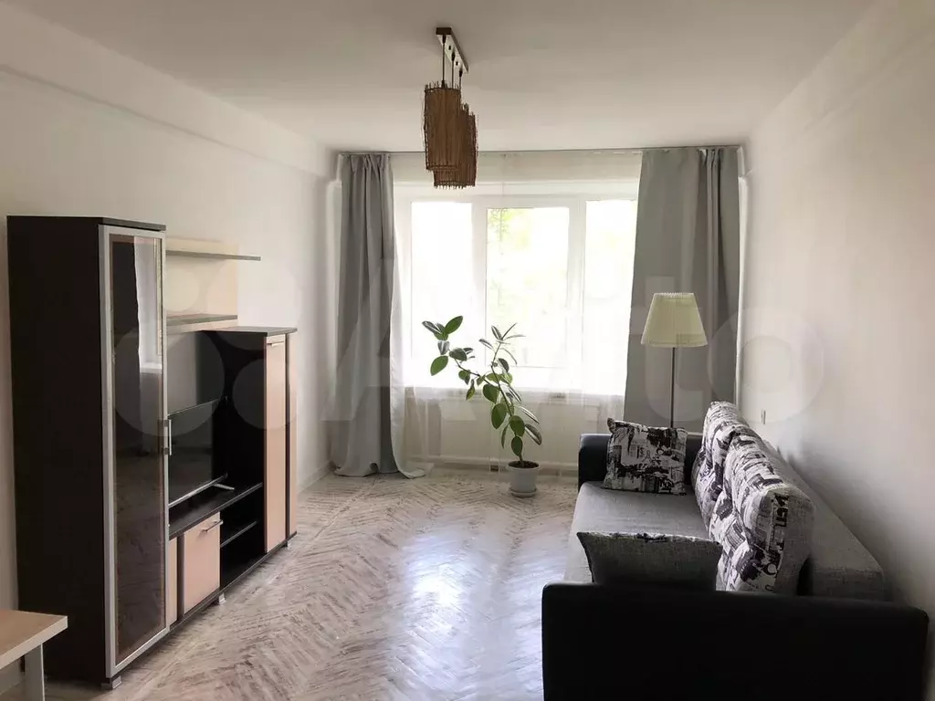 2-к. квартира, 52 м, 6/9 эт. - Фото 0