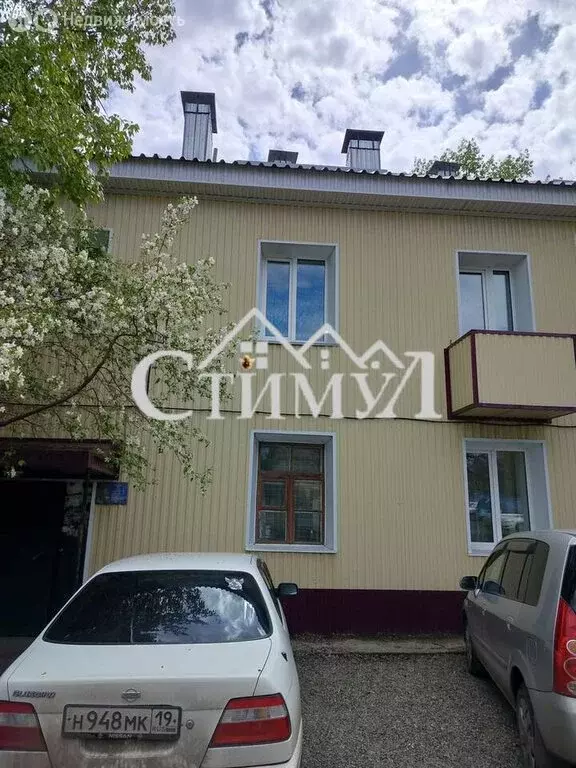 2-комнатная квартира: Черногорск, Октябрьская улица, 40 (60 м) - Фото 1