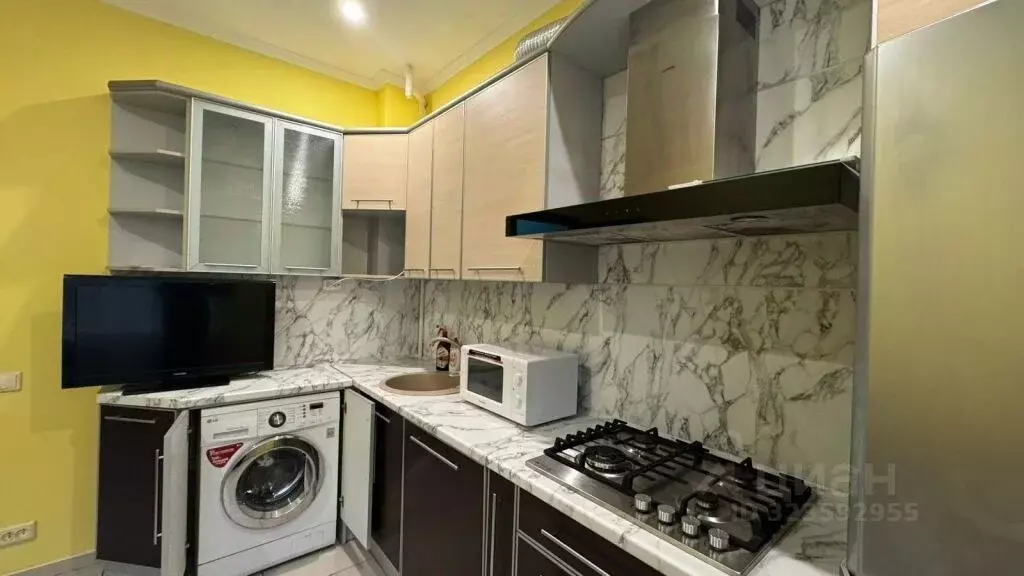 2-к кв. Санкт-Петербург просп. Большой Васильевского острова, 58/17 ... - Фото 1