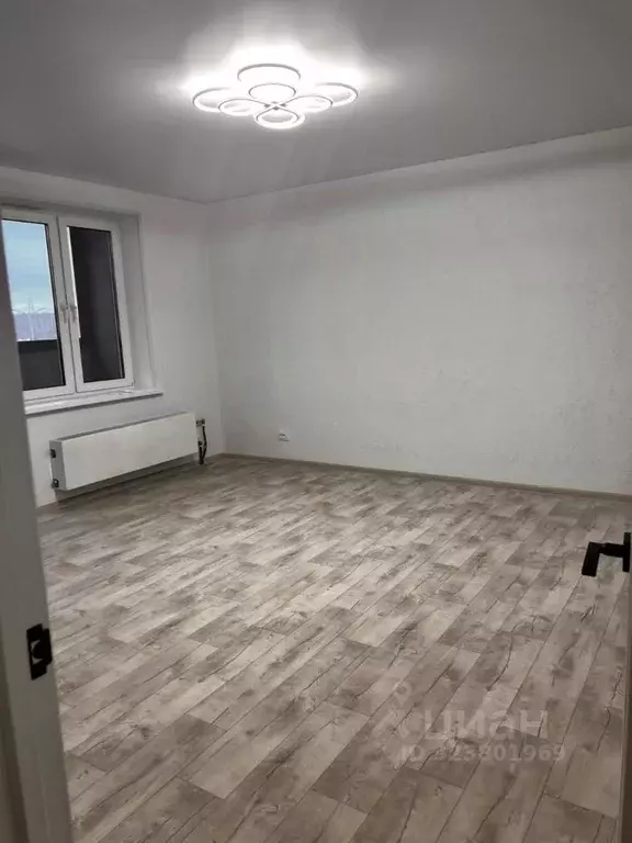 3-к кв. Челябинская область, Челябинск ул. Александра Шмакова, 41 ... - Фото 1