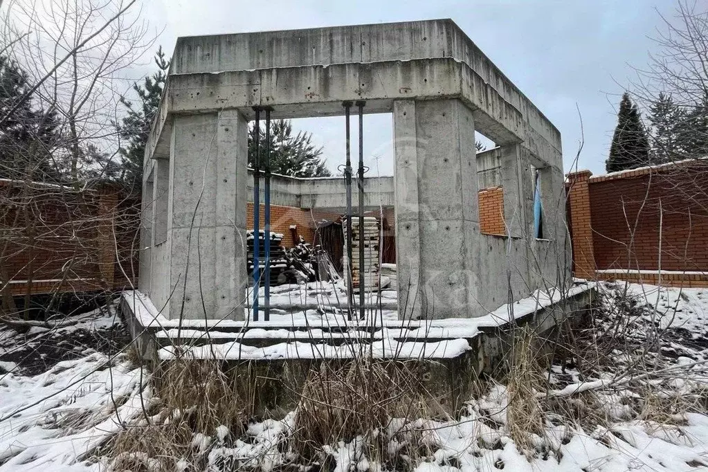 Участок в Московская область, Одинцовский городской округ, д. ... - Фото 1