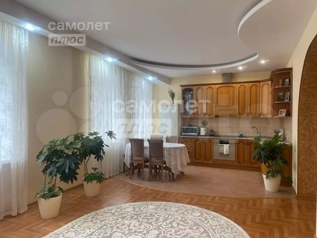 3-к. квартира, 90 м, 2/9 эт. - Фото 0