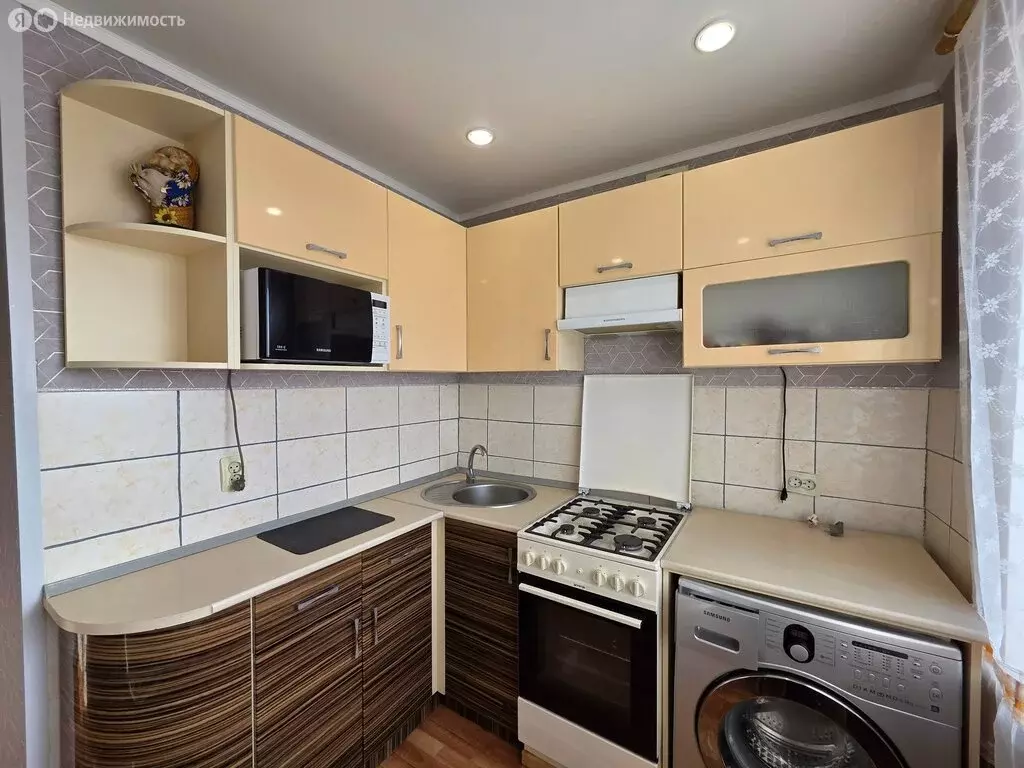 2-комнатная квартира: Гай, улица Ленина, 42А (44.2 м) - Фото 2