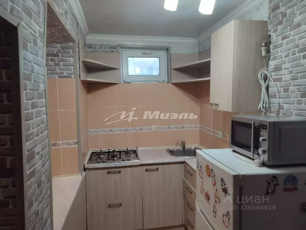 3-к кв. Крым, Симферополь ул. Козлова, 92к5 (50.0 м) - Фото 1