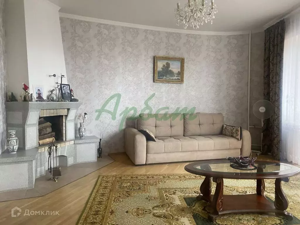 Продаётся 4-к квартира, 180 м - Фото 0