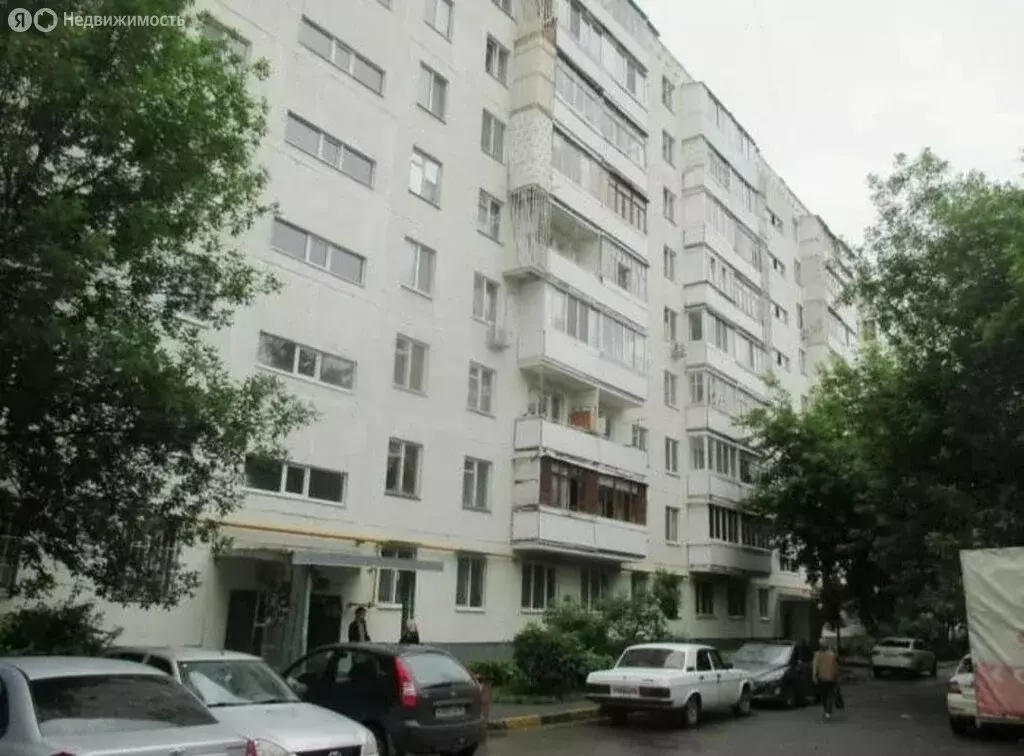 3-комнатная квартира: Уфа, улица Николая Дмитриева, 19 (58 м) - Фото 0
