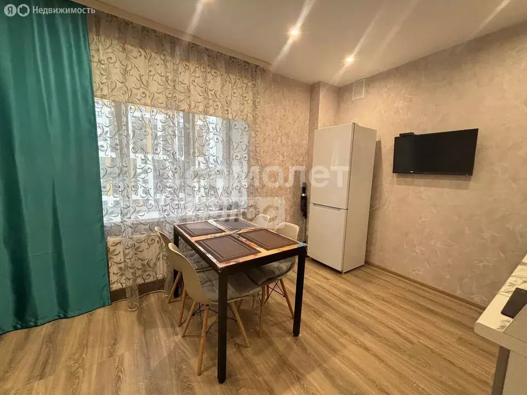 Квартира-студия: Сыктывкар, район Орбита, Петрозаводская улица, 43 ... - Фото 1