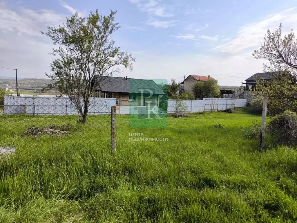 Участок в Севастополь с. Пироговка, ул. Тенистая (8.79 сот.) - Фото 0