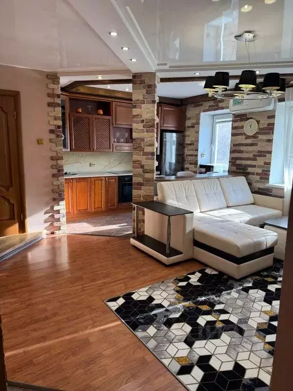 3-к кв. Приморский край, Владивосток ул. Крыгина, 6 (70.0 м) - Фото 1