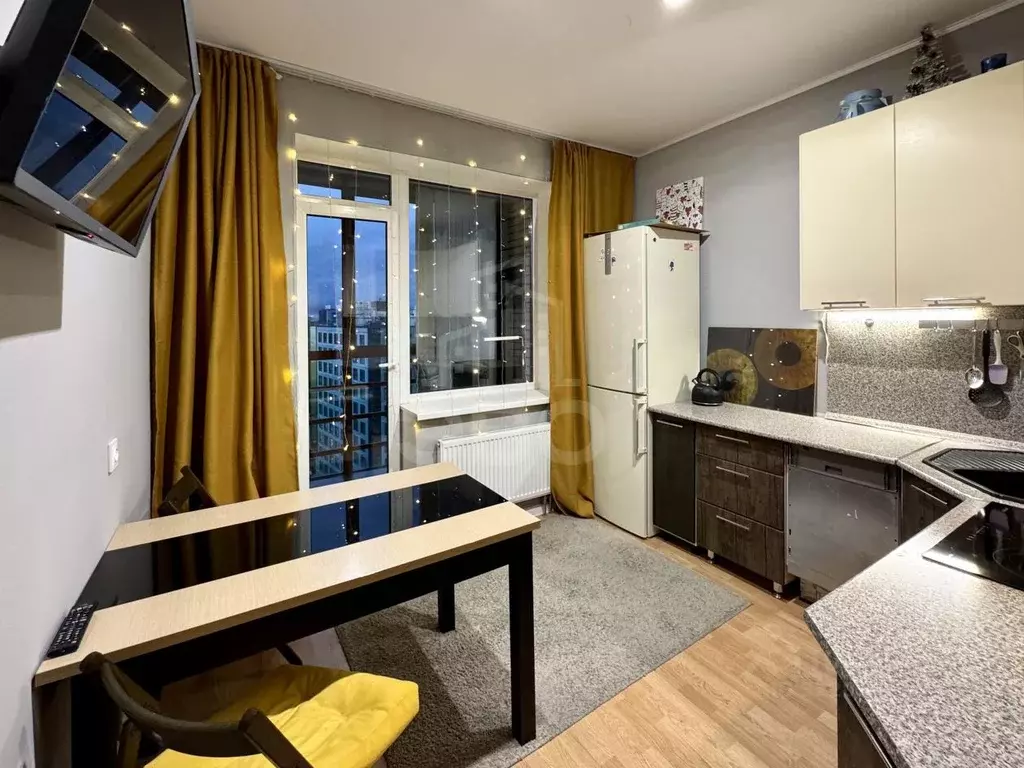 1-к кв. Ленинградская область, Мурино Всеволожский район, ул. Шоссе в ... - Фото 1