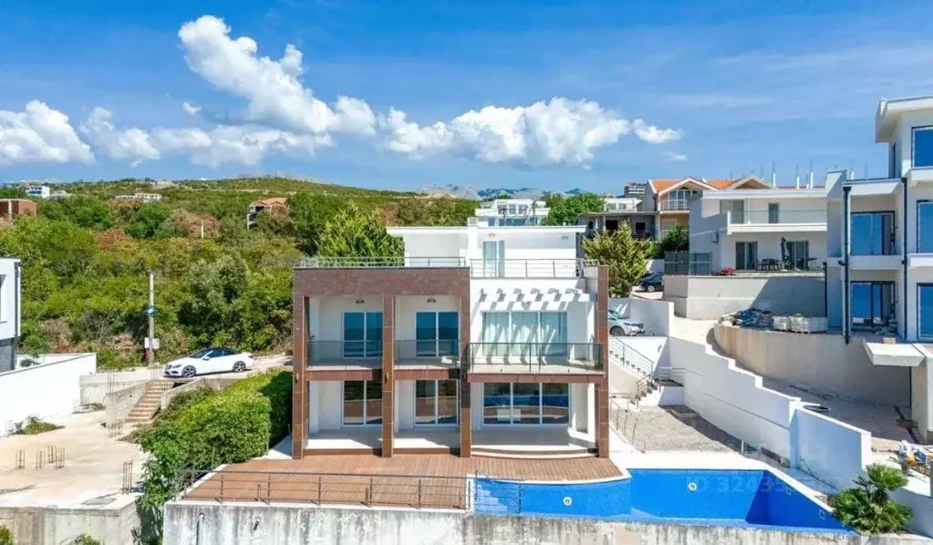 Дом в Краснодарский край, Сочи Каштановая ул., 34 (240 м) - Фото 1