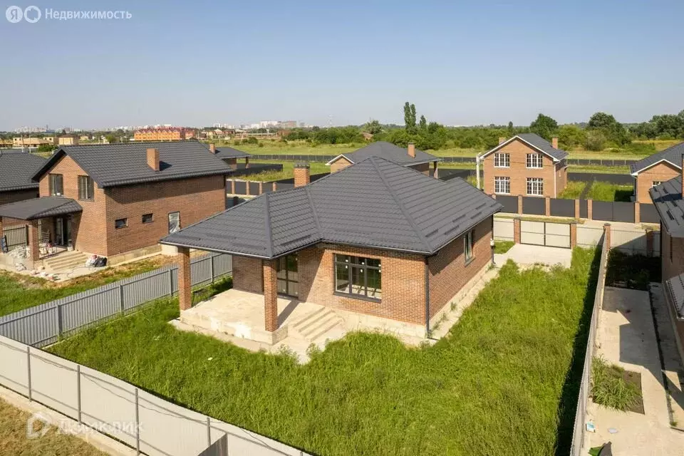 Дом в Яблоновский, 2-й проезд Чапаева, 27 (100 м) - Фото 2