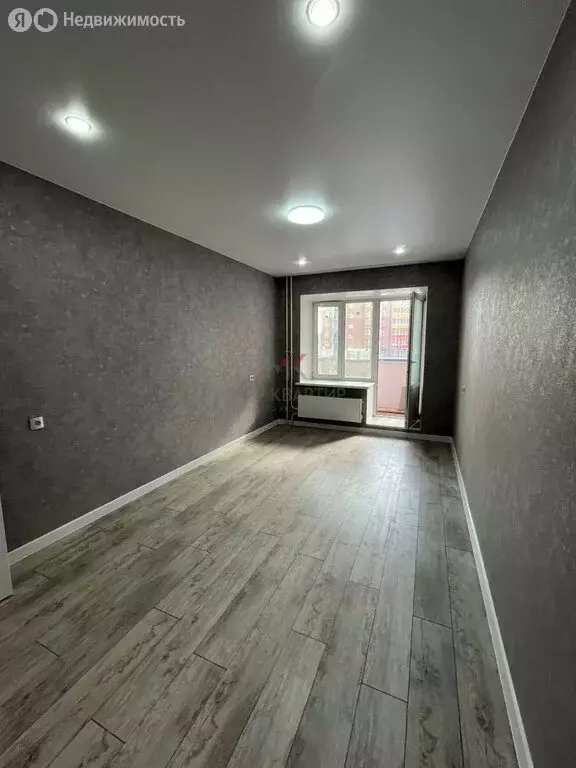 1-комнатная квартира: Абакан, улица Генерала Тихонова, 6 (42 м) - Фото 2