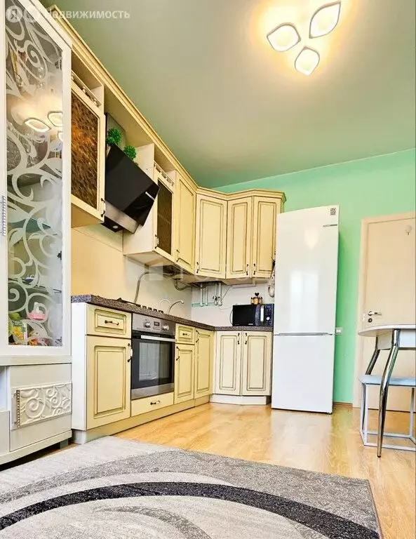1-комнатная квартира: микрорайон Белые Столбы, улица Мечты, 4к1 (40 м) - Фото 0