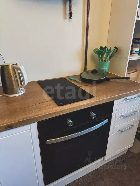 3-к кв. Псковская область, Псков Петровская ул., 28 (66.4 м) - Фото 1