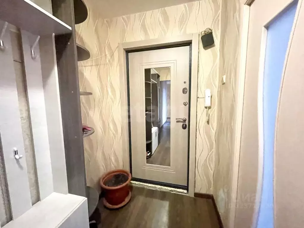 3-к кв. Смоленская область, Ярцево ул. Максима Горького, 53 (64.1 м) - Фото 2