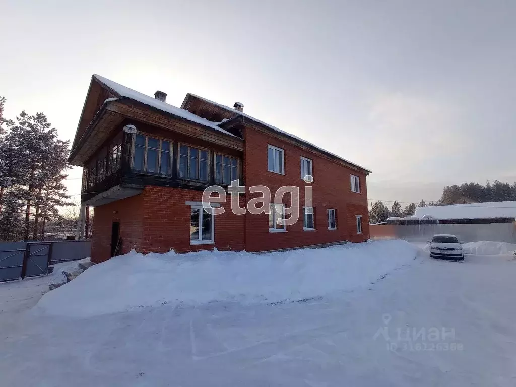 Дом в Челябинская область, Кыштым ул. Леонида Каскова, 21 (303 м) - Фото 1