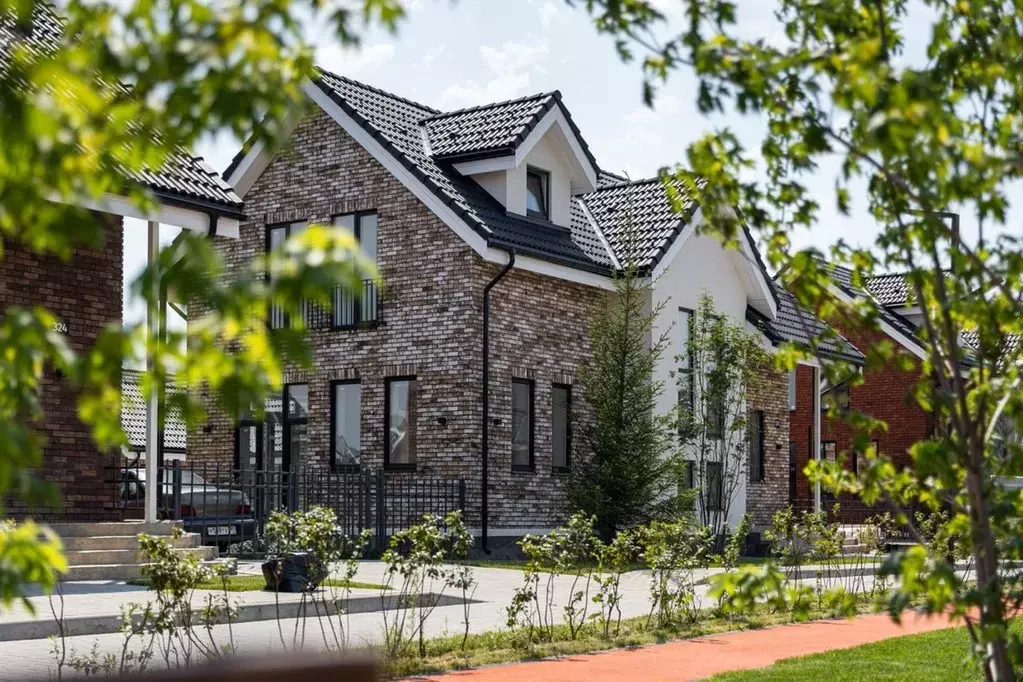 Коттедж, 180 м - Фото 1