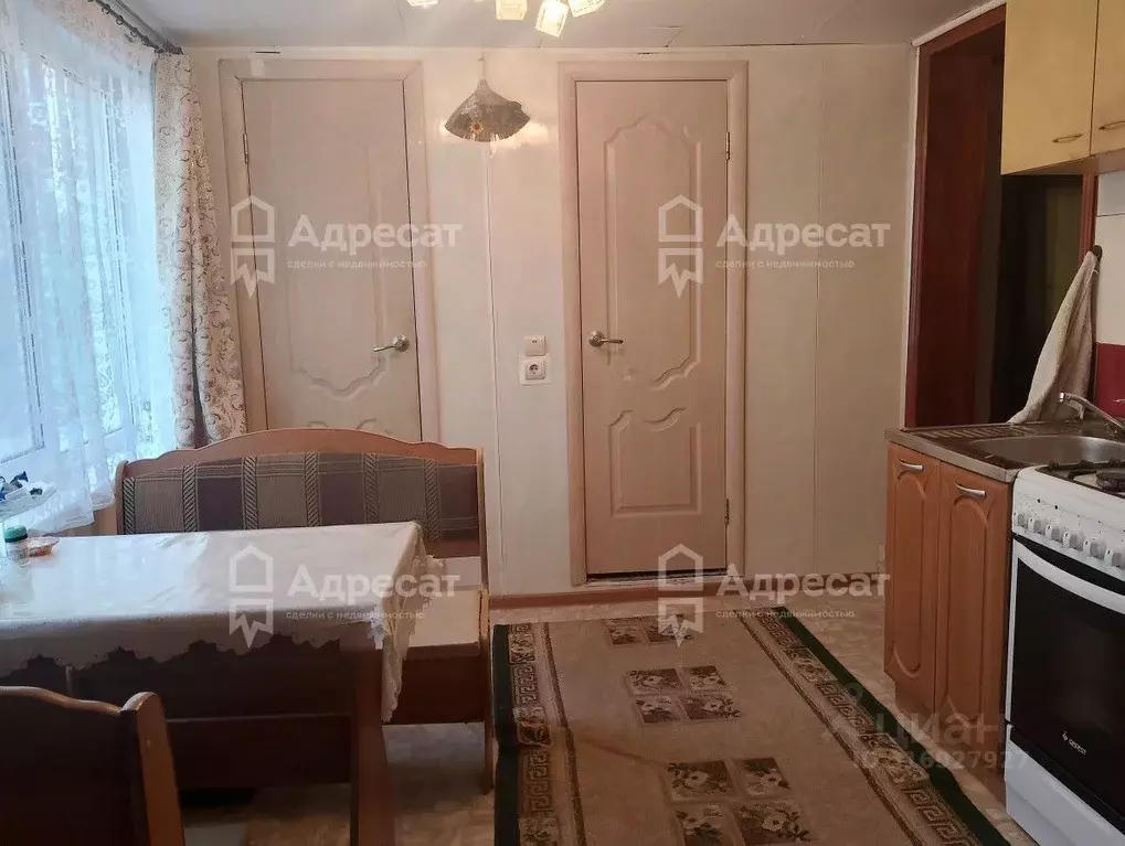 3-к кв. Волгоградская область, Волгоград Ардатовская ул., 2А (56.3 м) - Фото 0