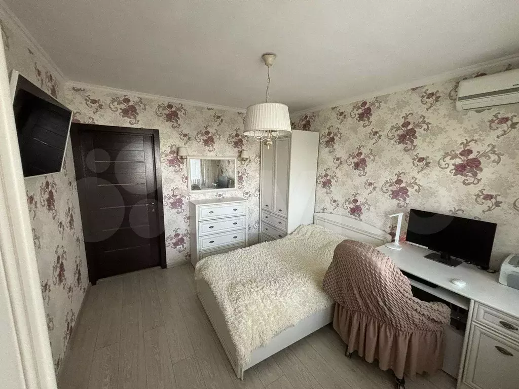 3-к. квартира, 70 м, 8/9 эт. - Фото 1