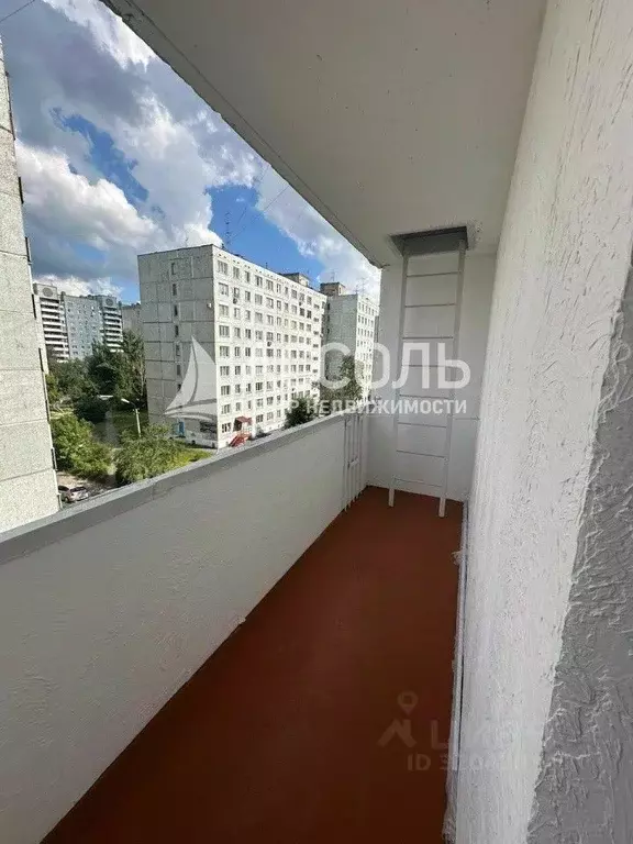 2-к кв. Омская область, Омск Омская ул., 110 (53.0 м) - Фото 2