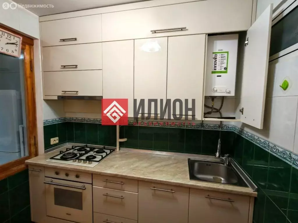 2-комнатная квартира: Ялта, улица Строителей, 9 (53 м) - Фото 1