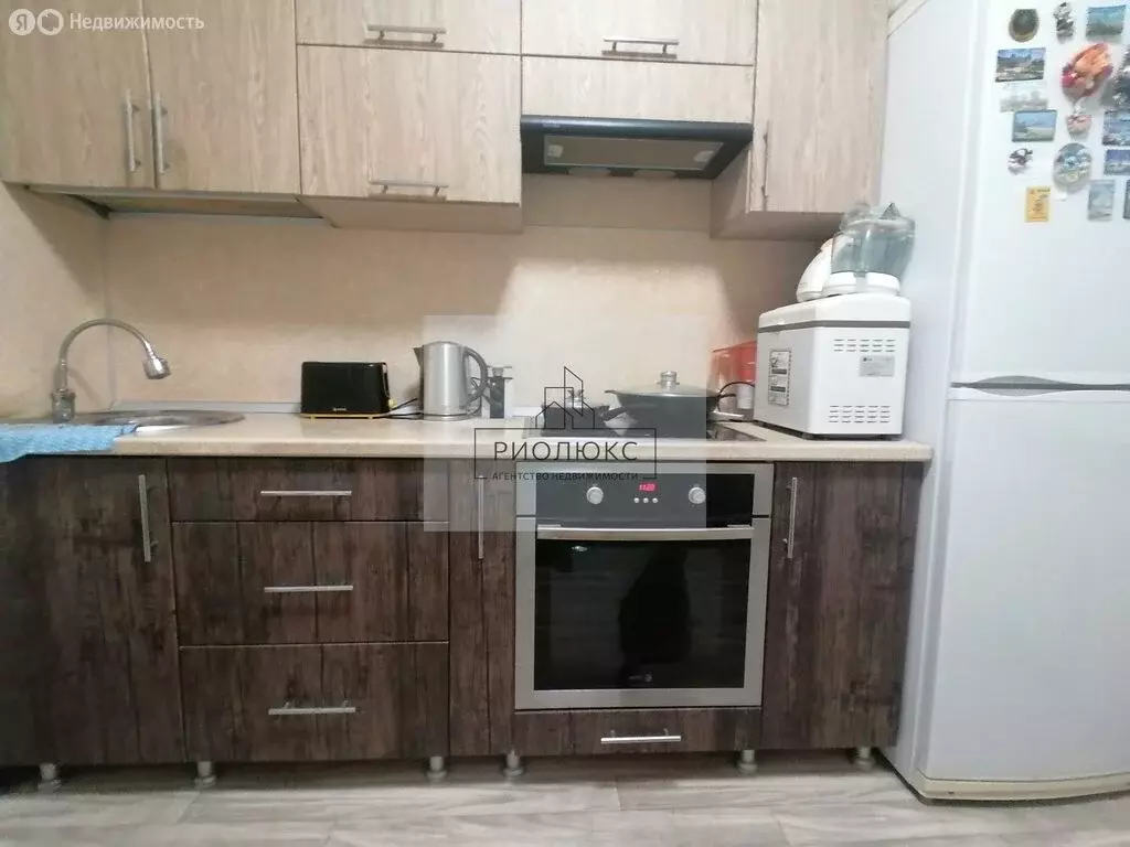 4-комнатная квартира: Магнитогорск, Советская улица, 215 (83 м) - Фото 1