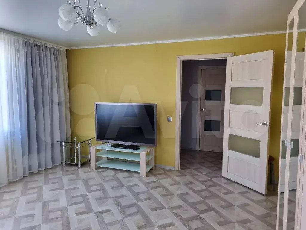 1-к. квартира, 35 м, 4/5 эт. - Фото 1