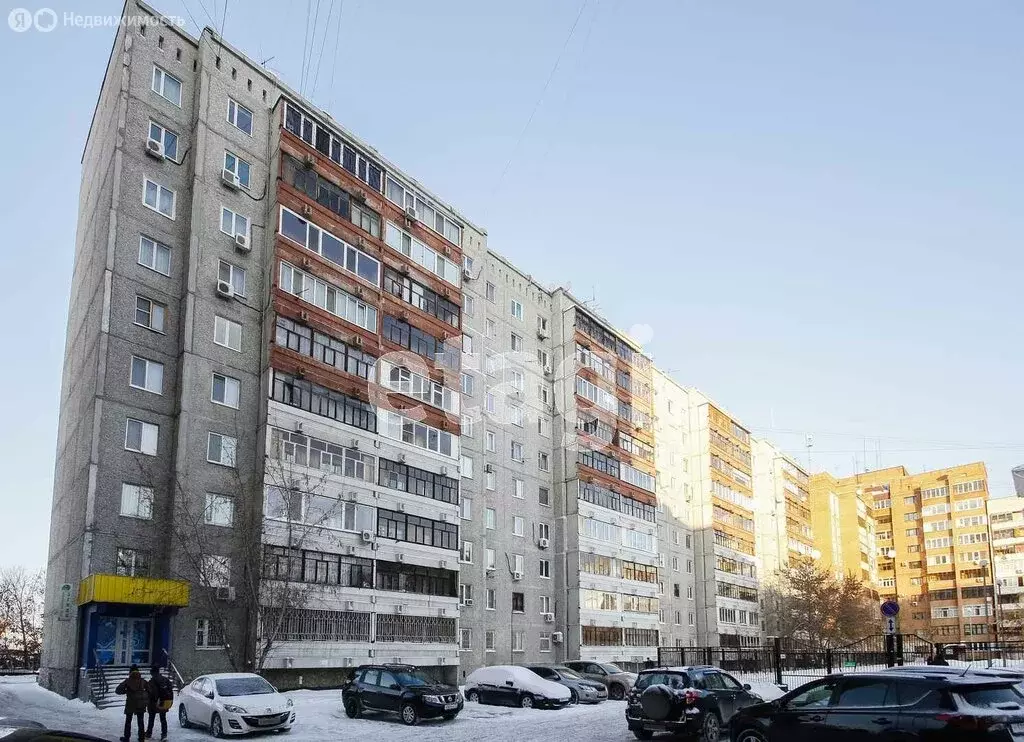 3-комнатная квартира: Тюмень, улица Попова, 7 (64.8 м) - Фото 1