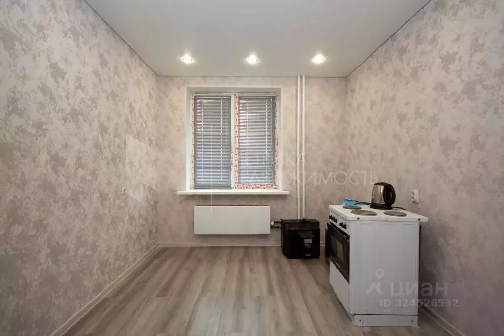 1-к кв. Тюменская область, Тюмень ул. 50 лет Октября, 75к2 (39.4 м) - Фото 1