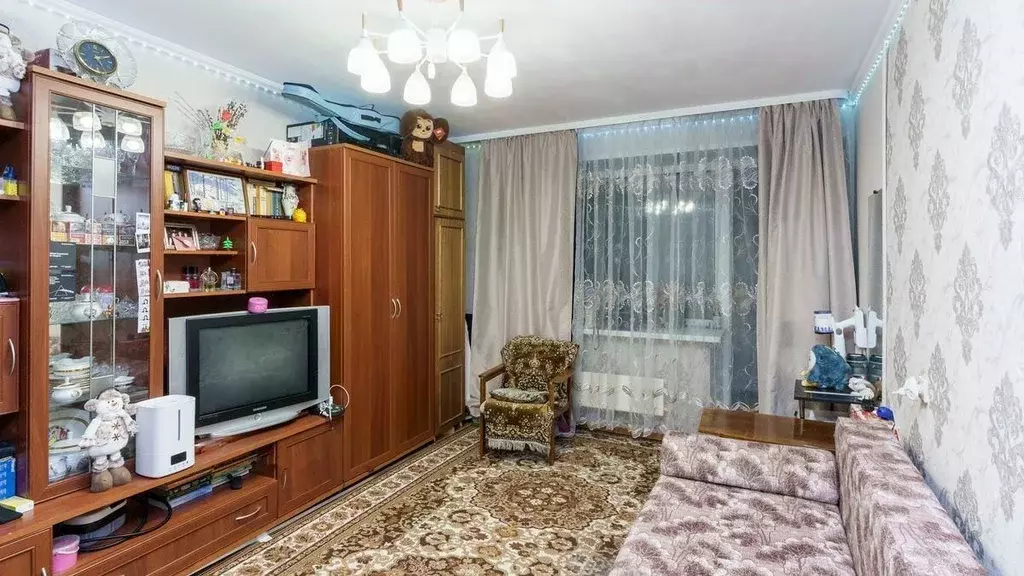 1-к кв. Тюменская область, Тюмень ул. Николая Чаплина, 127 (32.5 м) - Фото 0