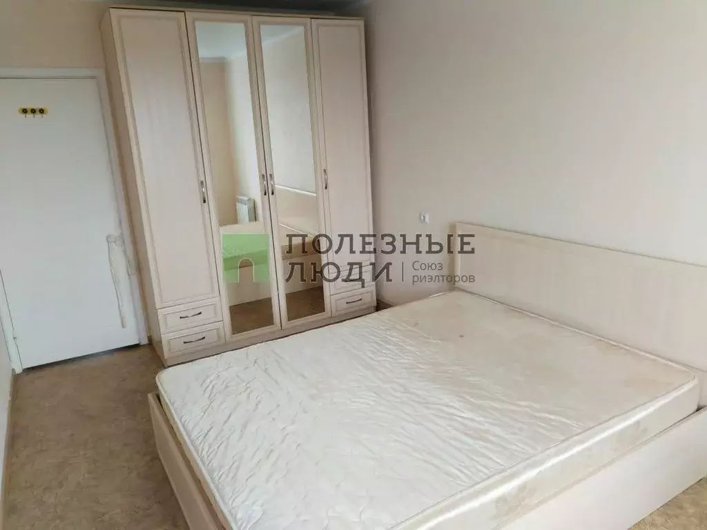 3-к кв. Татарстан, Набережные Челны ул. Виктора Полякова, 20В (72.0 м) - Фото 0