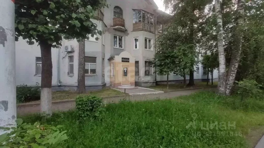 Помещение свободного назначения в Чувашия, Чебоксары пл. Победы, 1 (16 ... - Фото 1