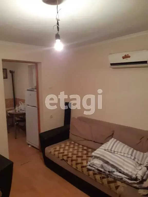 Дом в Краснодарский край, Ейский район, Кухаривское с/пос, с. ... - Фото 1