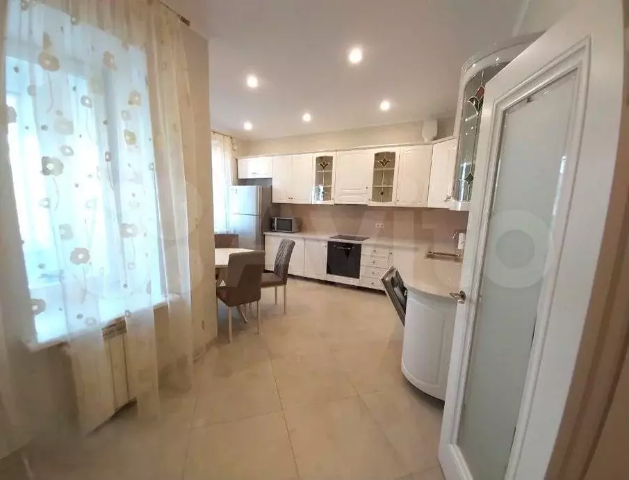 3-к. квартира, 120 м, 8/8 эт. - Фото 1