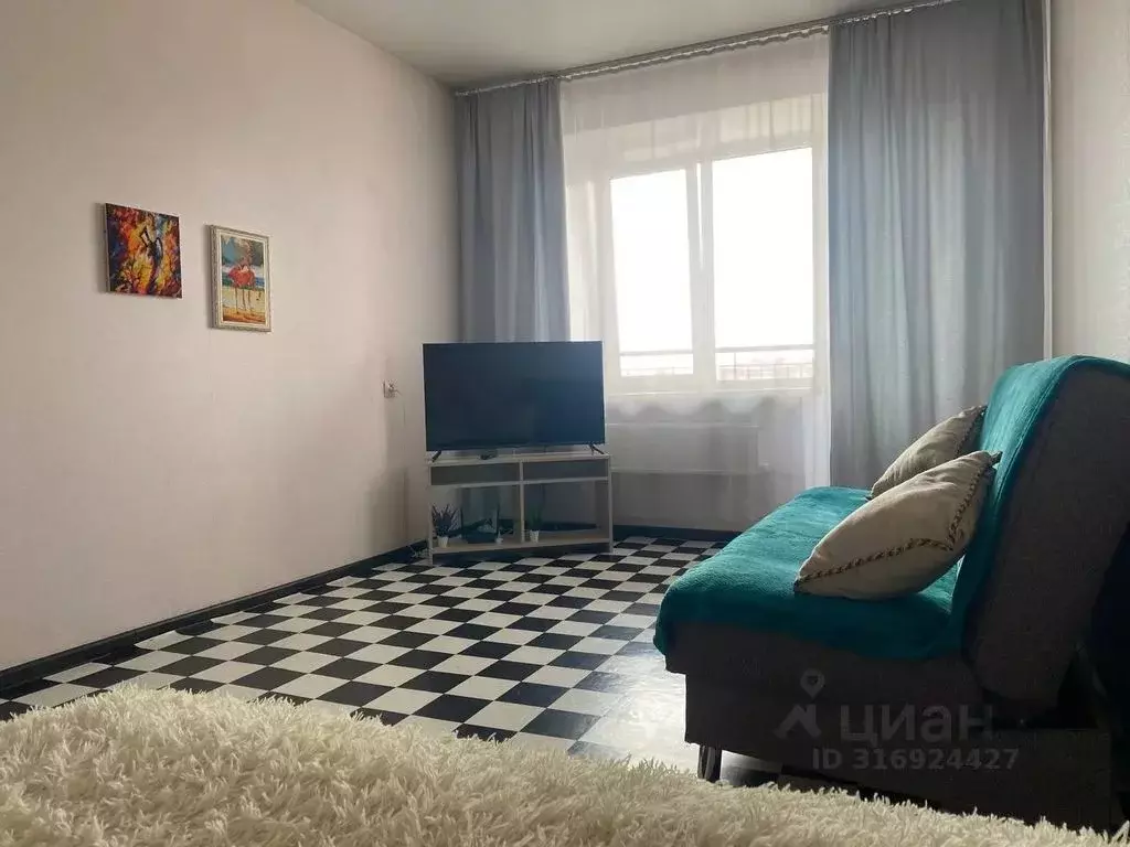 1-к кв. Хакасия, Черногорск ул. Калинина, 1 (30.0 м) - Фото 1