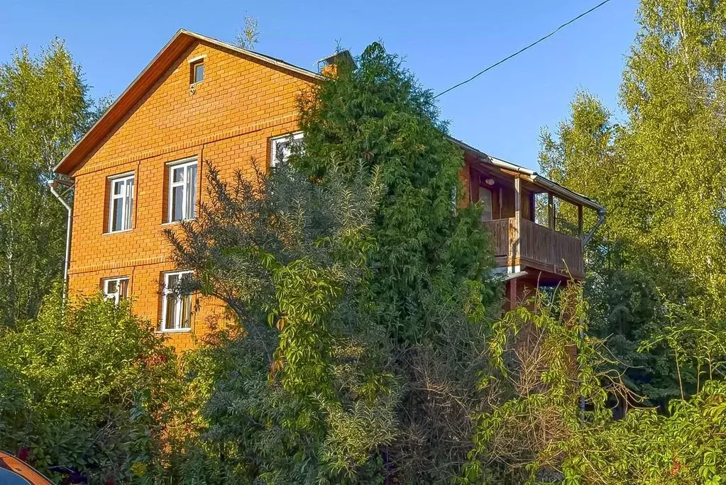 Дом в Московская область, Одинцовский городской округ, с. Жаворонки, ... - Фото 0