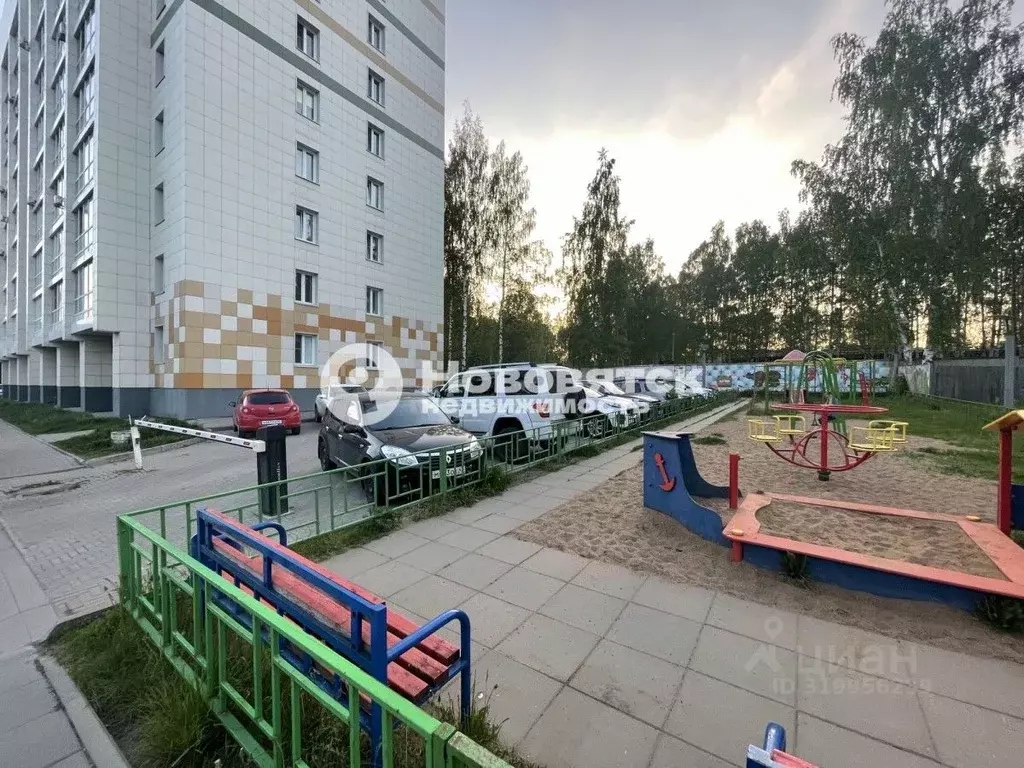 3-к кв. Кировская область, Киров ул. Гагарина, 20 (60.0 м) - Фото 0