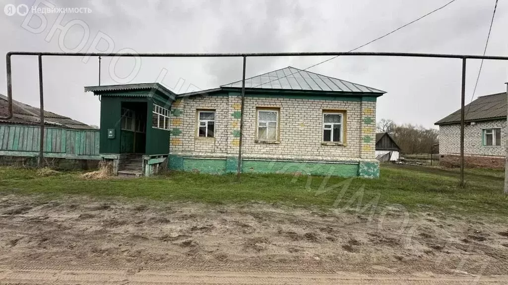 Дом в село Репное, Лесная улица, 54 (69 м) - Фото 1