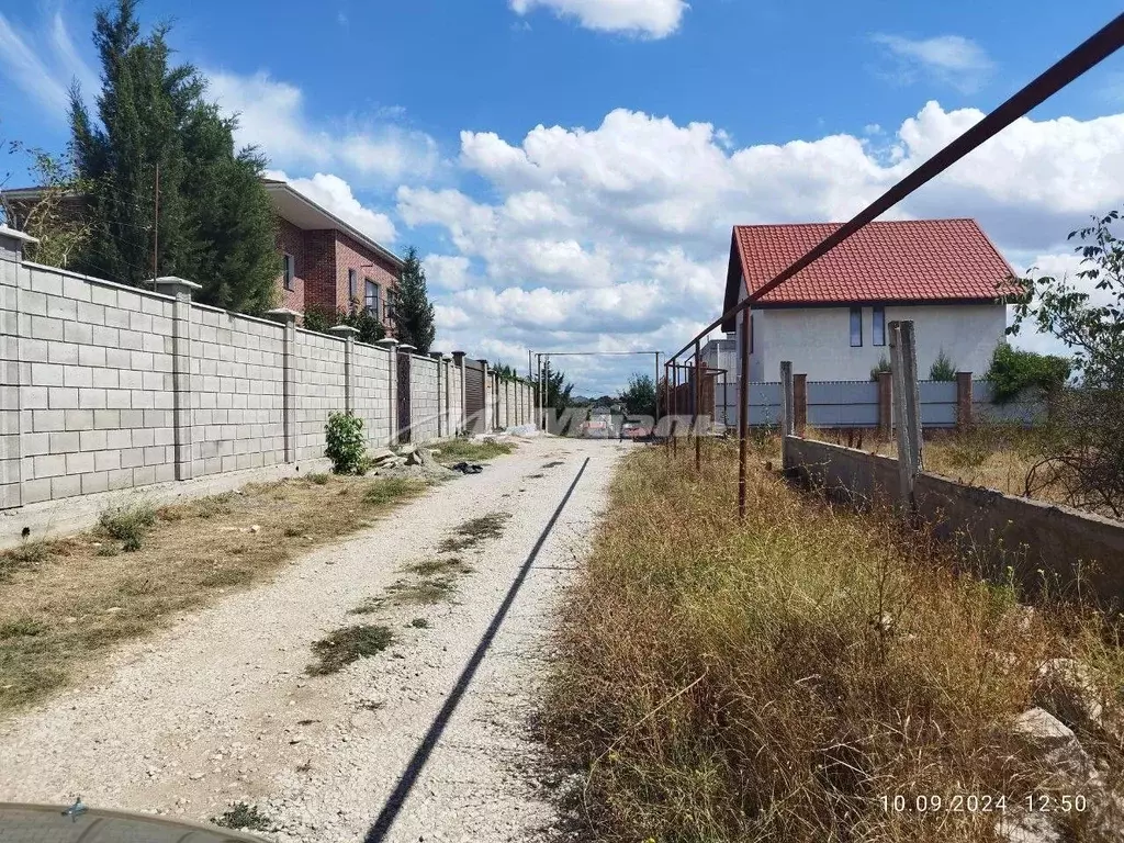Участок в Крым, Симферопольский район, Молодежное пгт ул. ... - Фото 0
