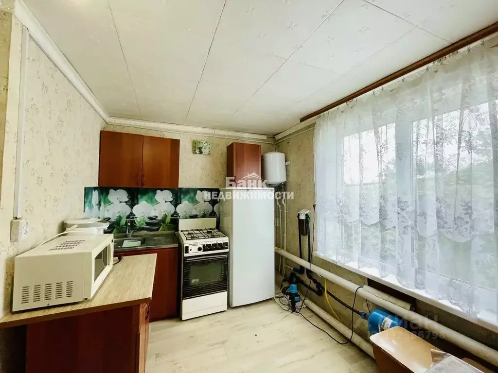 Дом в Саратовская область, Вольский район, Терсинское муниципальное ... - Фото 1