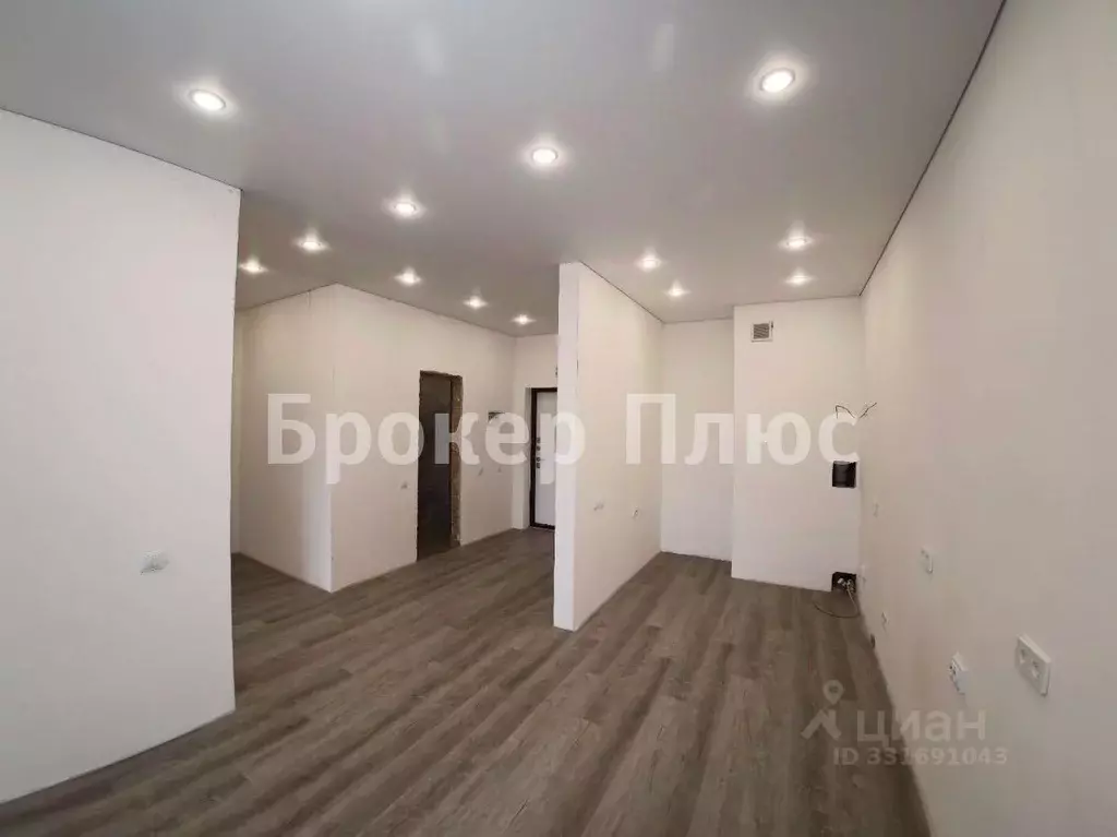 3-к кв. Хакасия, Абакан ул. Генерала Тихонова, 14 (76.2 м) - Фото 1