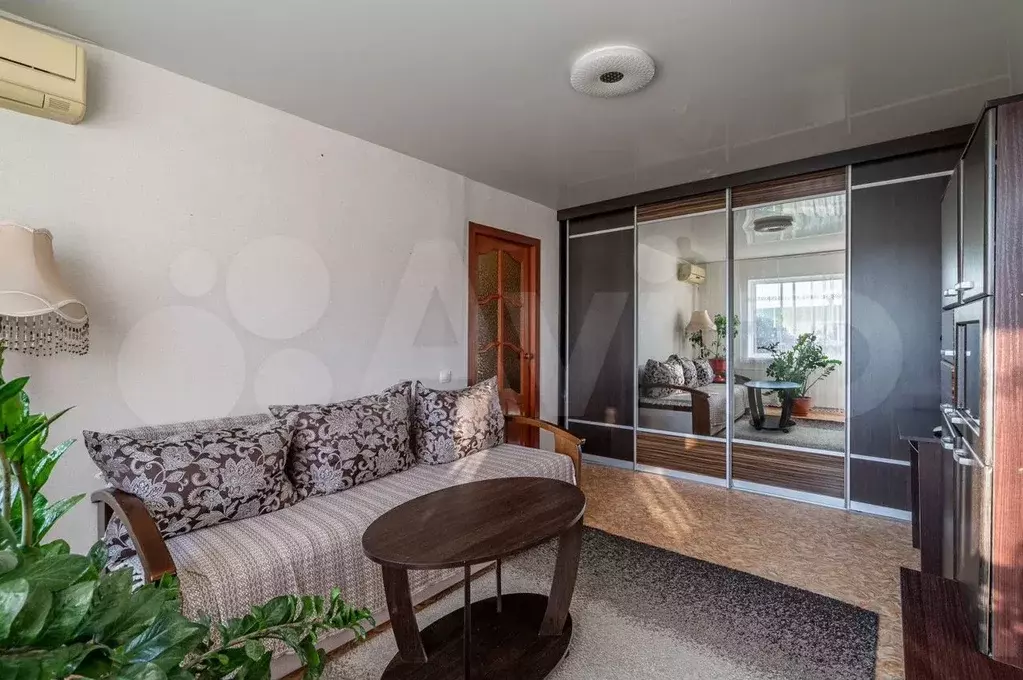 2-к. квартира, 38 м, 5/5 эт. - Фото 1