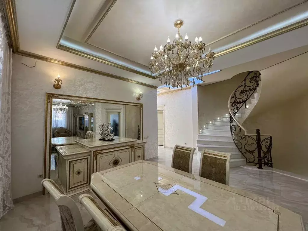 Дом в Северная Осетия, Владикавказ ул. Щорса, 65 (600 м) - Фото 0