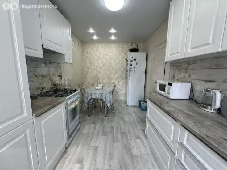 2-комнатная квартира: село Миловка, Белоречный проезд, 1 (65 м) - Фото 1