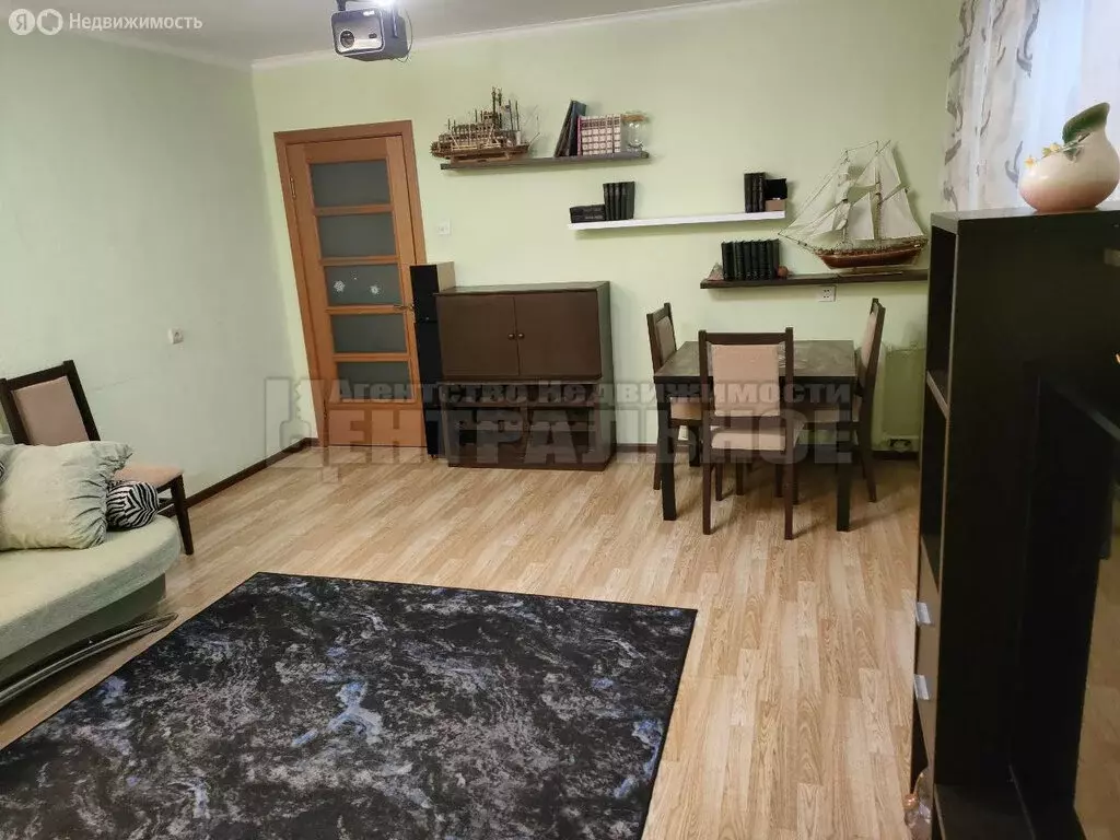 2-комнатная квартира: Смоленск, улица Багратиона, 22А (66.8 м) - Фото 1